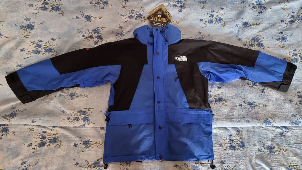 Geaca de iarna The North Face waterproof goretex cu polar detasabil