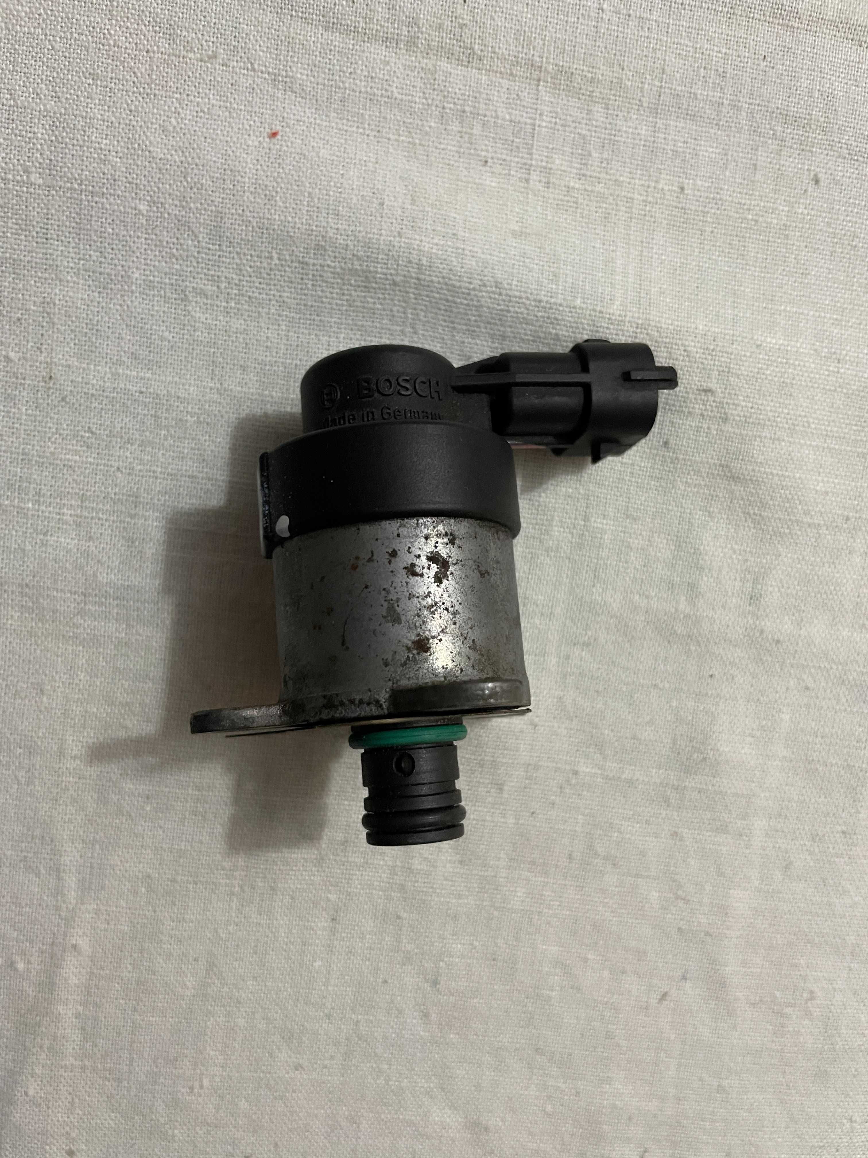BOSCH Регулатор налягане(Common-Rail) Peugeot /Citroen/Ford