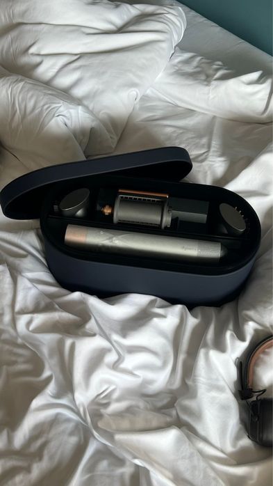 Продам Dyson оригинал