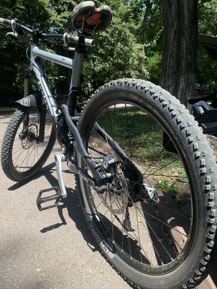 Vand bicicleta full suspension fusion (nu focus)
