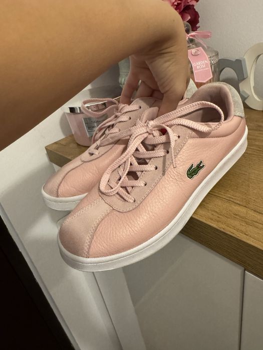 Vand pantofi sport Lacoste 36