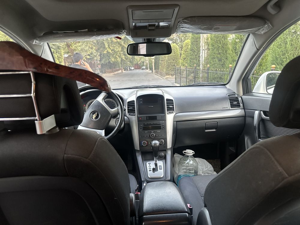 Продам свой автомобил Chevrolet Captiva