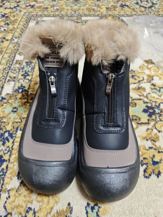 Ботинки зимние р.39 новые