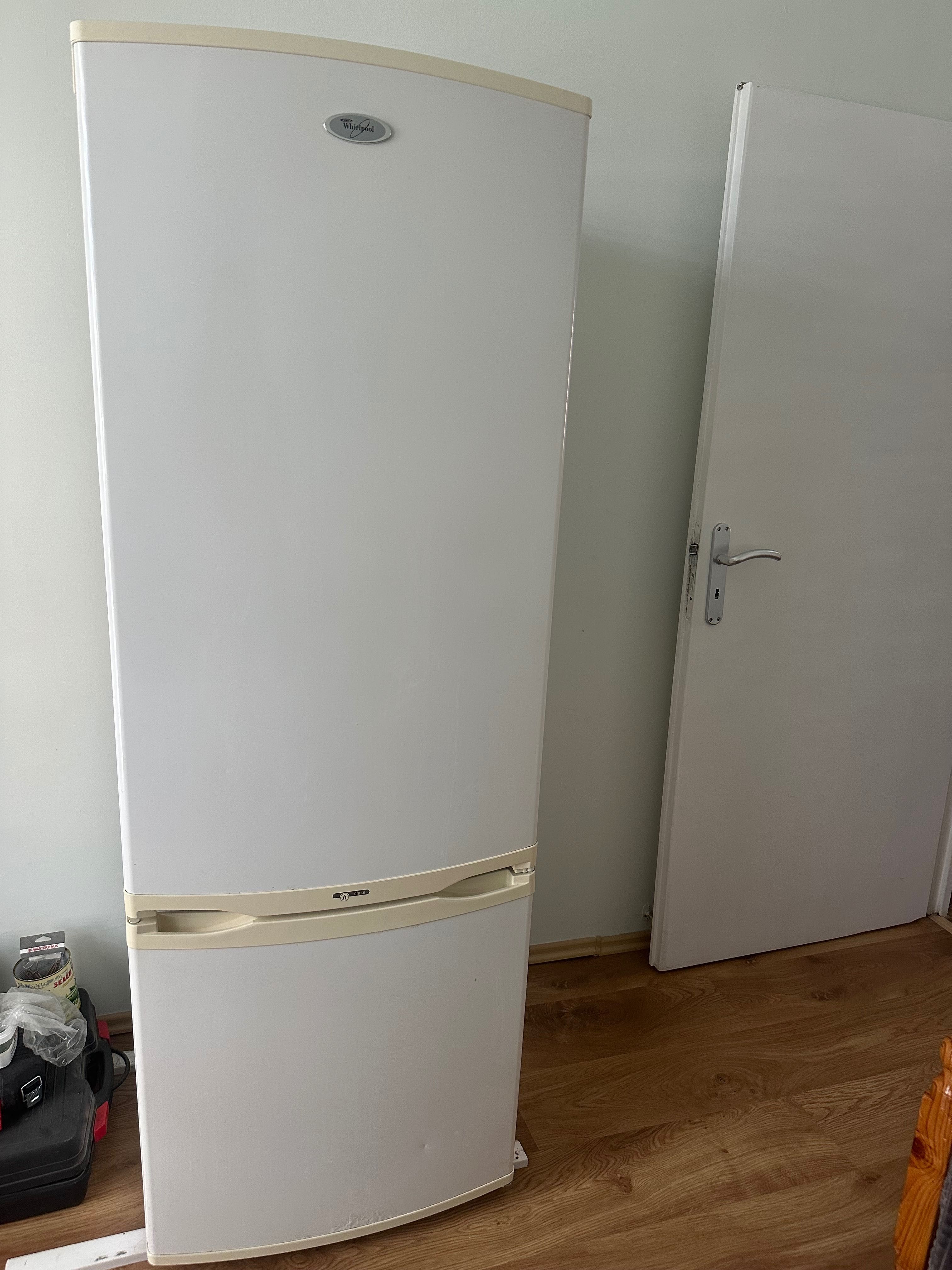 Хладилник Whirlpool