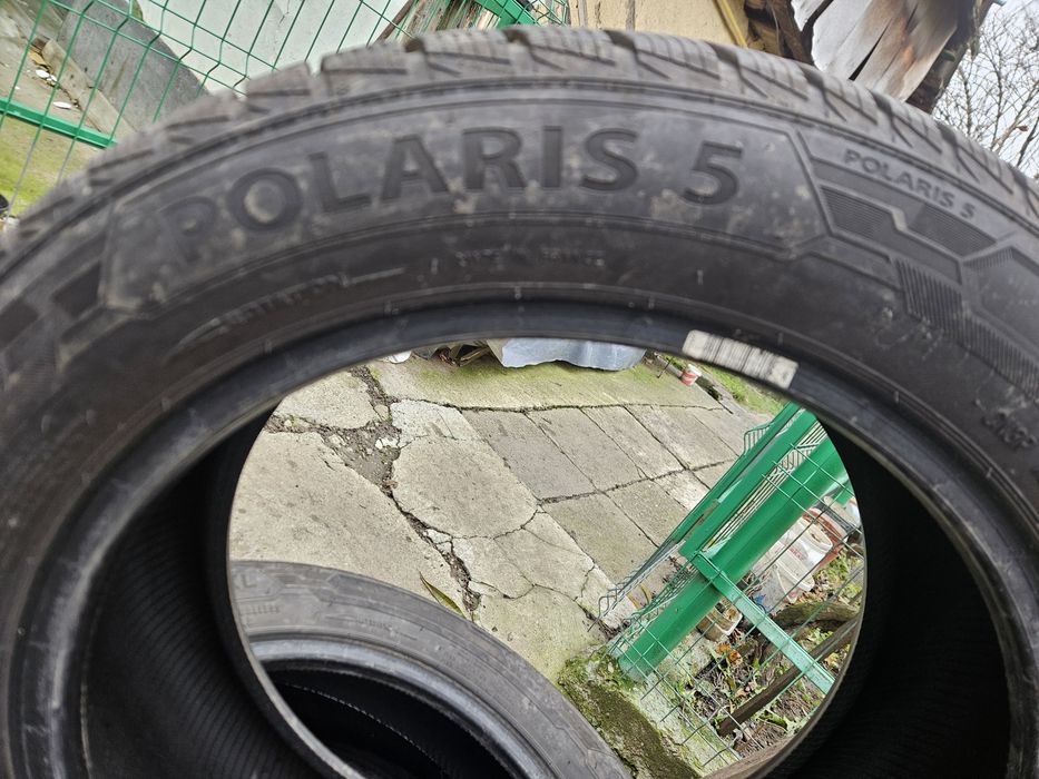 Anvelope Barum  215 55 R17 iarna