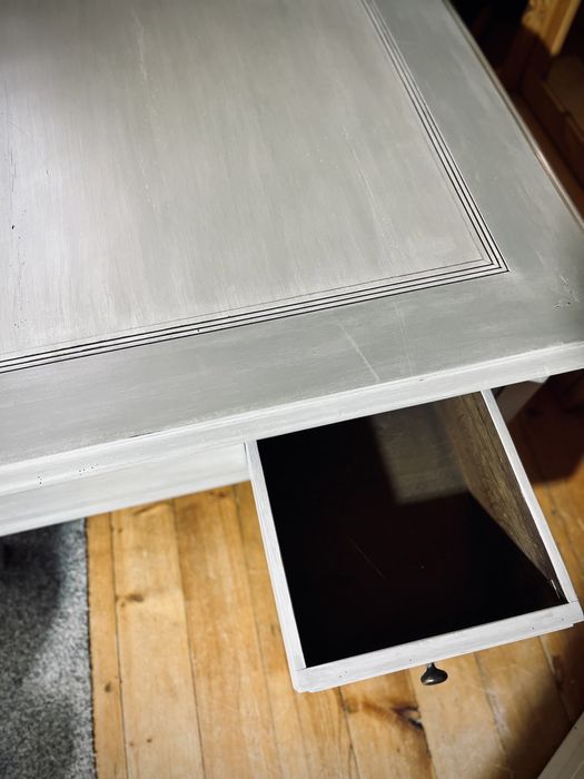 Масивна дървена холна маса