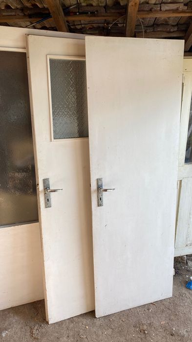 Врати интериорни