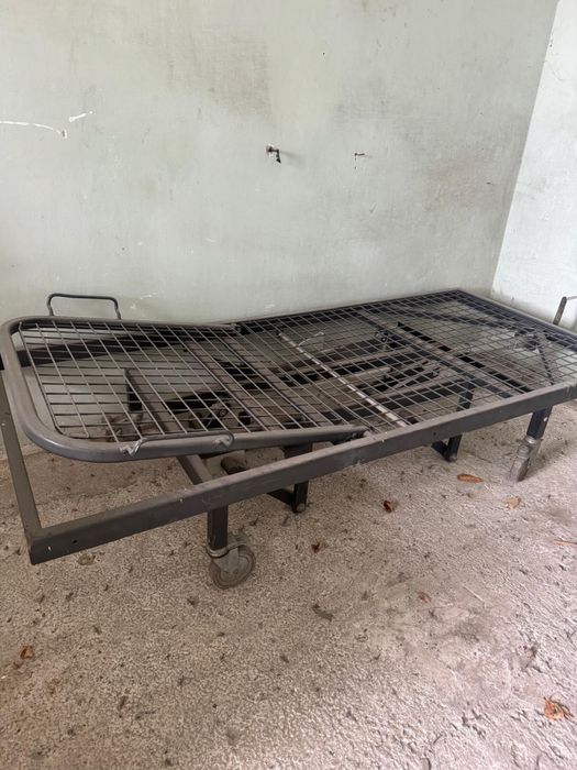 Vand pat metalic foarte solid