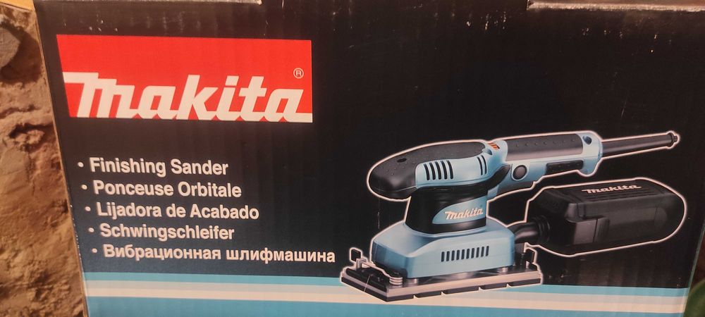 Виброшлайф MAKITA BО3711