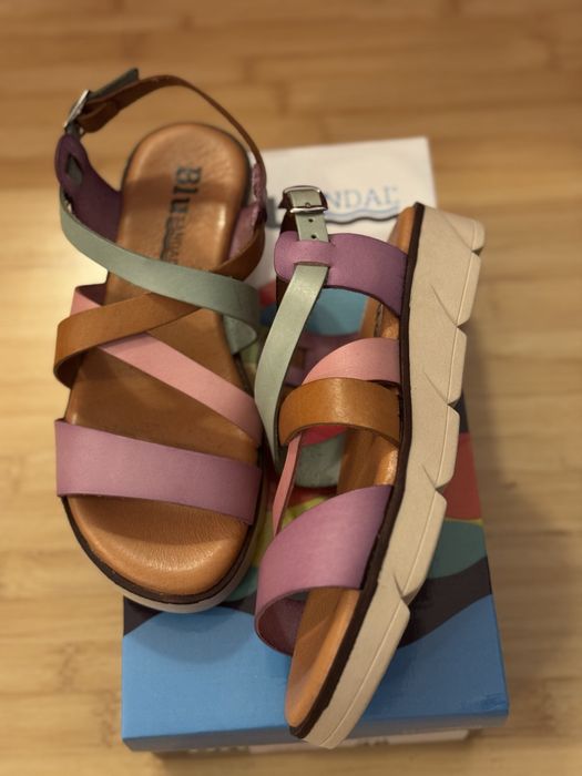 Sandale de dama din piele naturala - noi