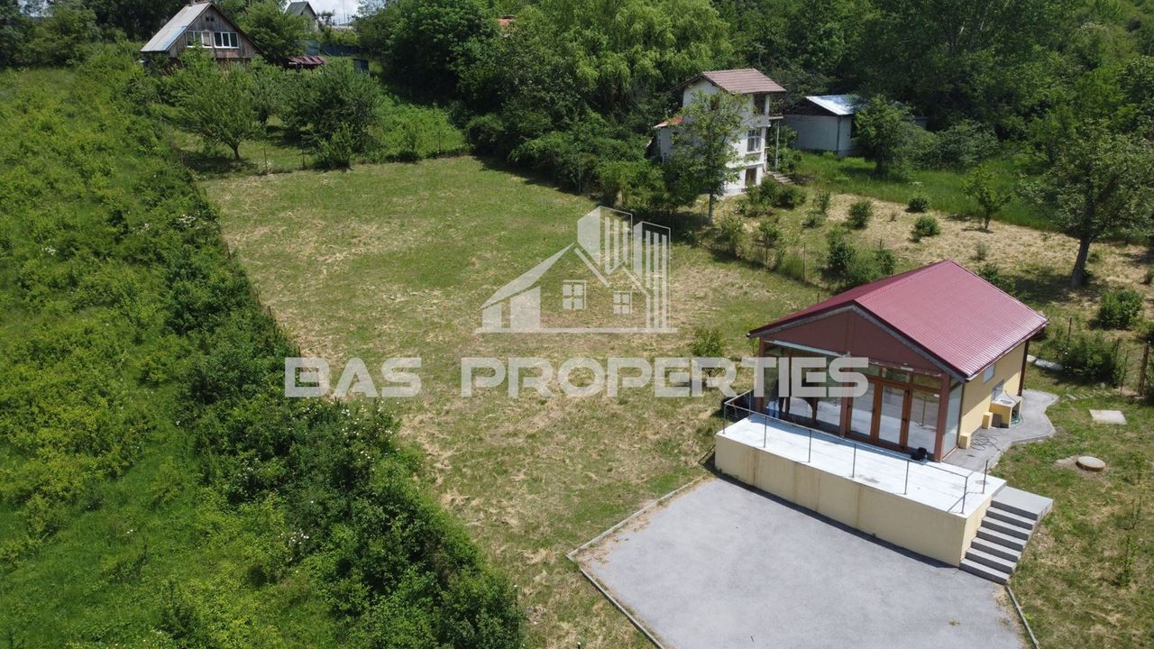 Продава се Парцел в Банкя - 1990 кв.м за 176 €/кв.м - Снимка #2