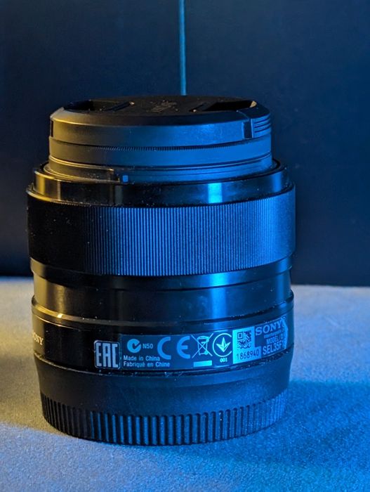 Нова цена до края на месеца Обектив Sony 35mm f/1.8 OSS + Hoya Uv филт