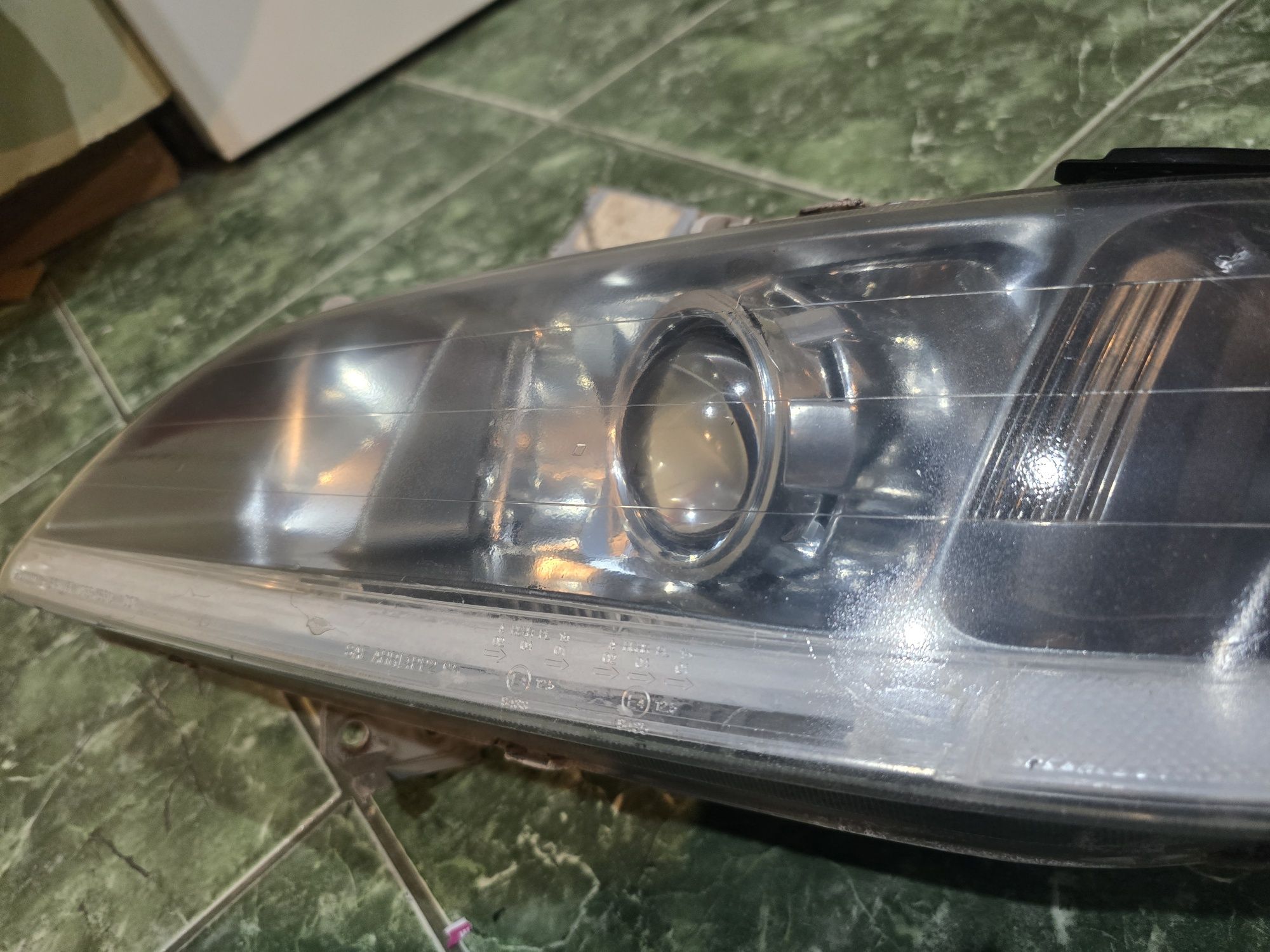 Фар за Honda Accord 6gen купе