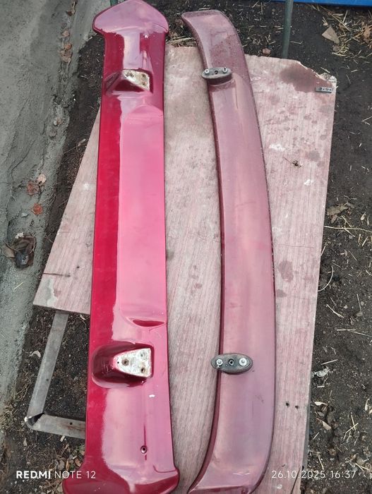 Спойлер на авто .