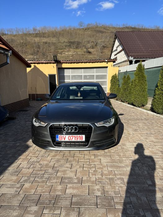 Audi A6 C7. Head-Up-Display