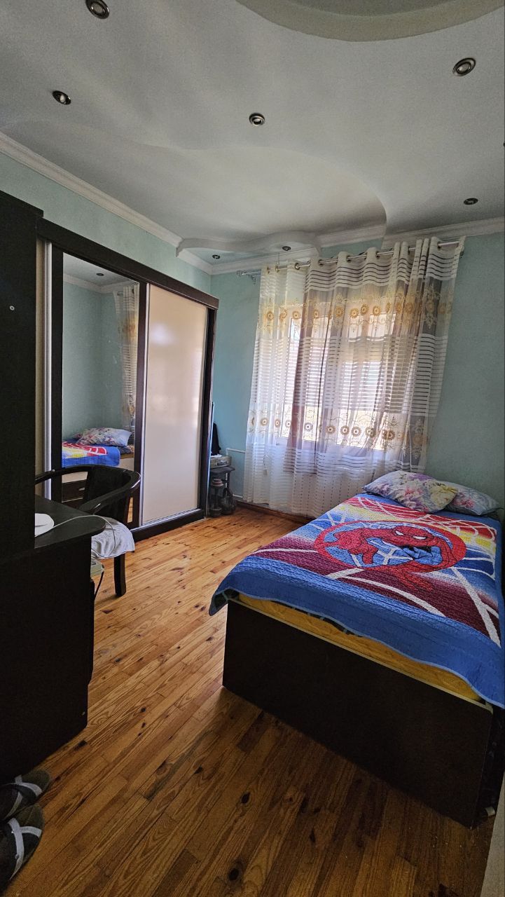 Продаётся 4х комнатная квартира, Паркентский, Корзинка