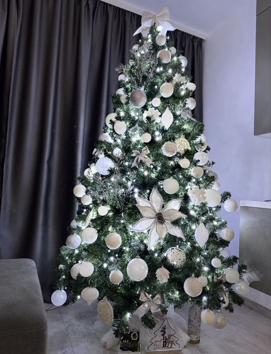 Brad Artificial 210 cm