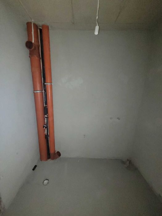 Продава се Двустаен апартамент в Пловдив, Кършияка - 70 кв.м за 1758 €/кв.м - Снимка #2