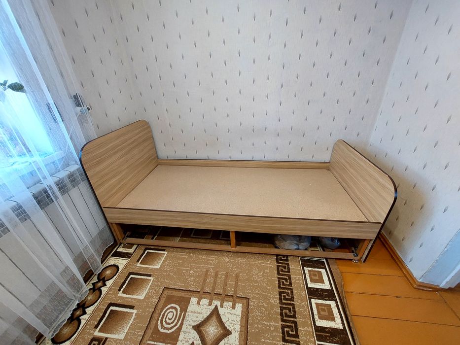 Продам кровать. Б/ у