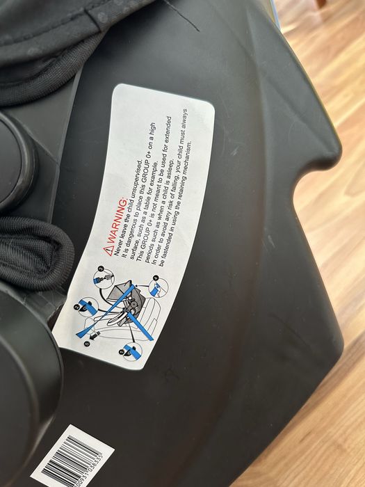 Продавам детски кош за новородени chipolino
