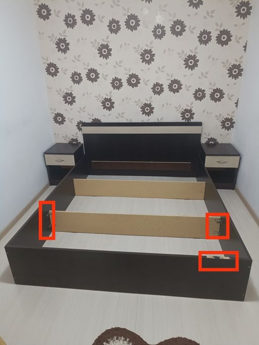 Vând dulap dormitor, pat cu 2 noptiere