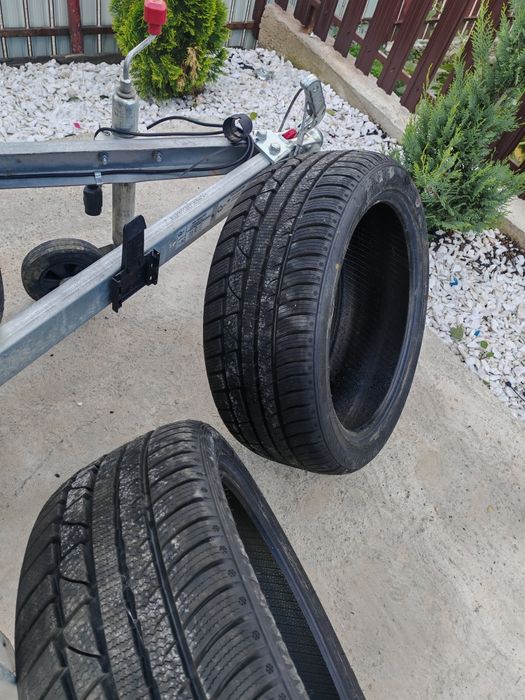2 anvelope 225/45/r18
