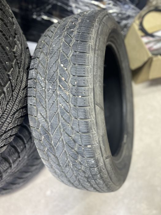 Комплект зимних шин Bridgestone Weather Peak