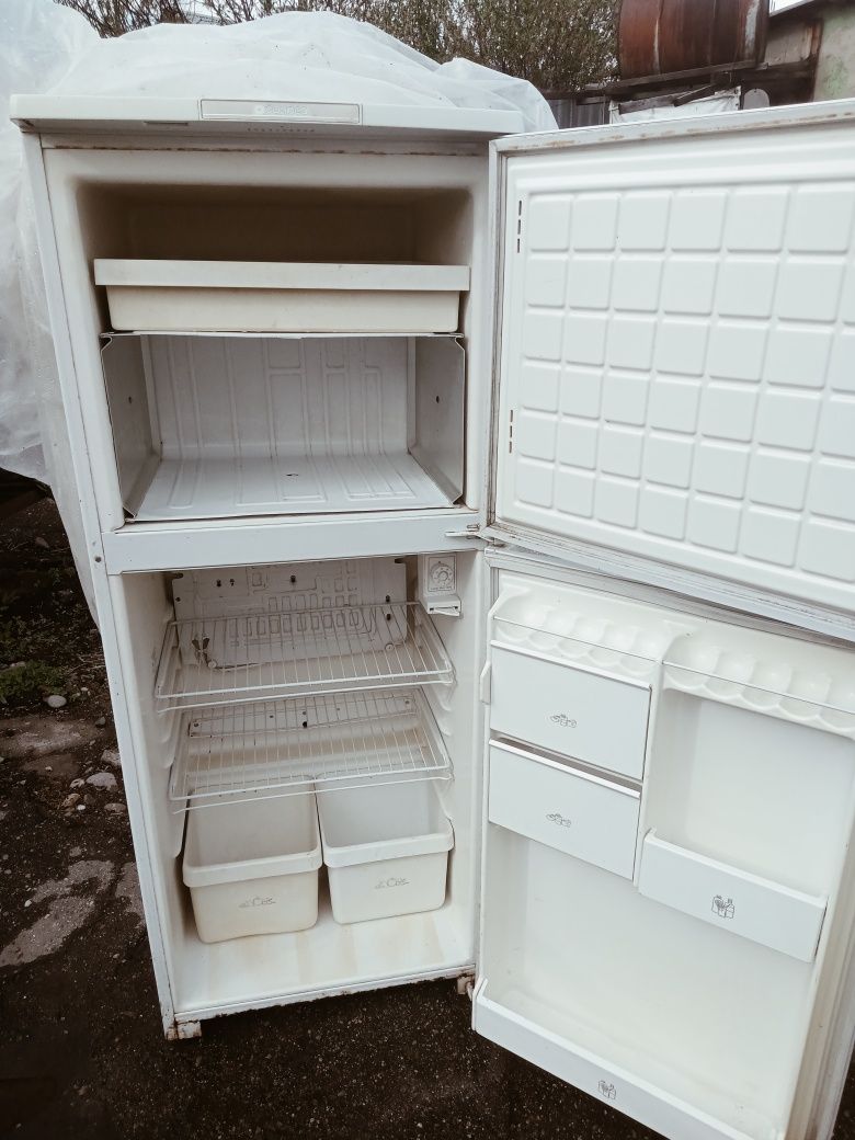 Продам холодильник б/у