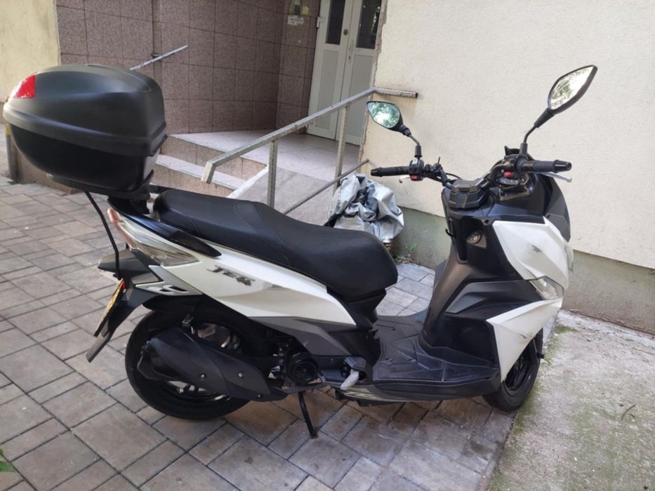 Scuter 50 CC vanzare 7000 lei