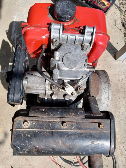 Motor diesel YANMAR