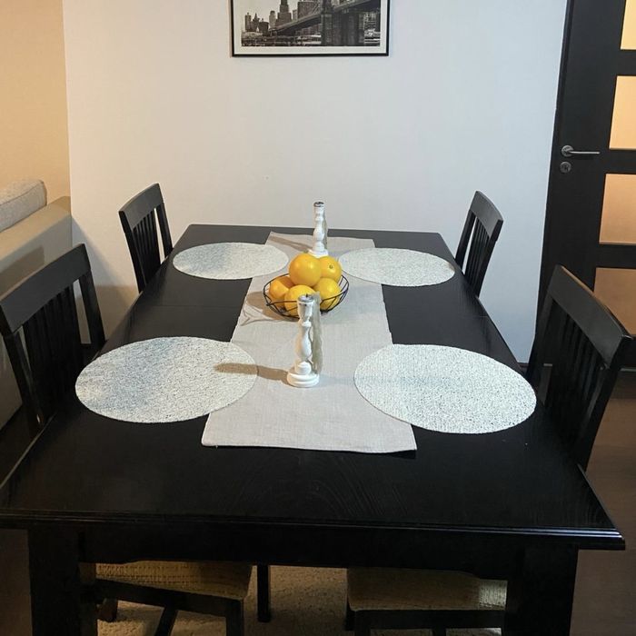 Masa de dining extensibila + 4 scaune lemn stejar