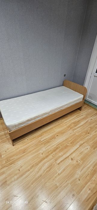 Кровать односпальная