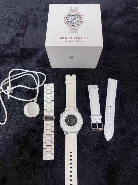 Смарт часовник бял