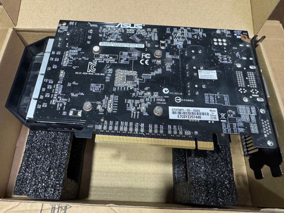 Placa video ASUS GeForce GTX 750 Ti OC 2GB GDDR5 128-bit