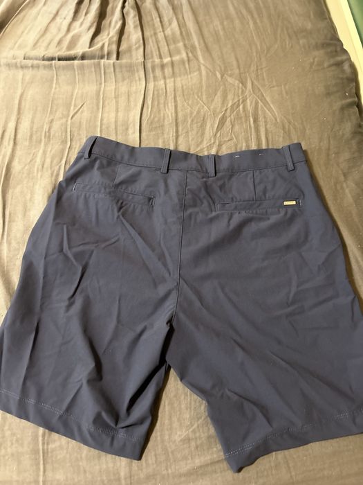 Greg Norman тъмносини къси гащи