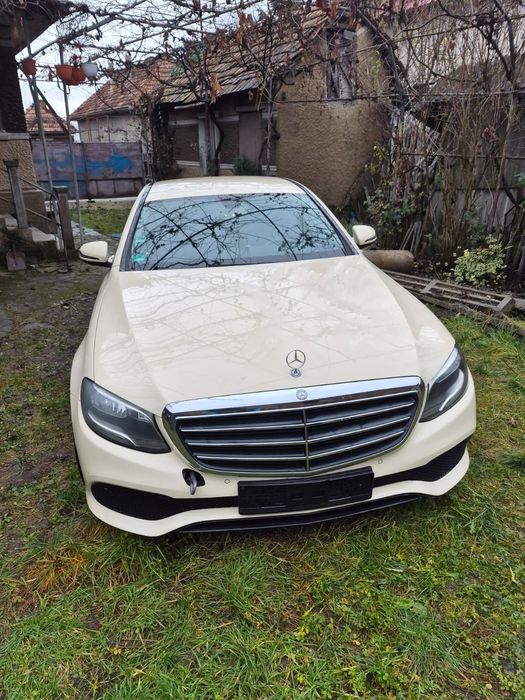 Vând Mercedes Benz E 200 2016 motor defect