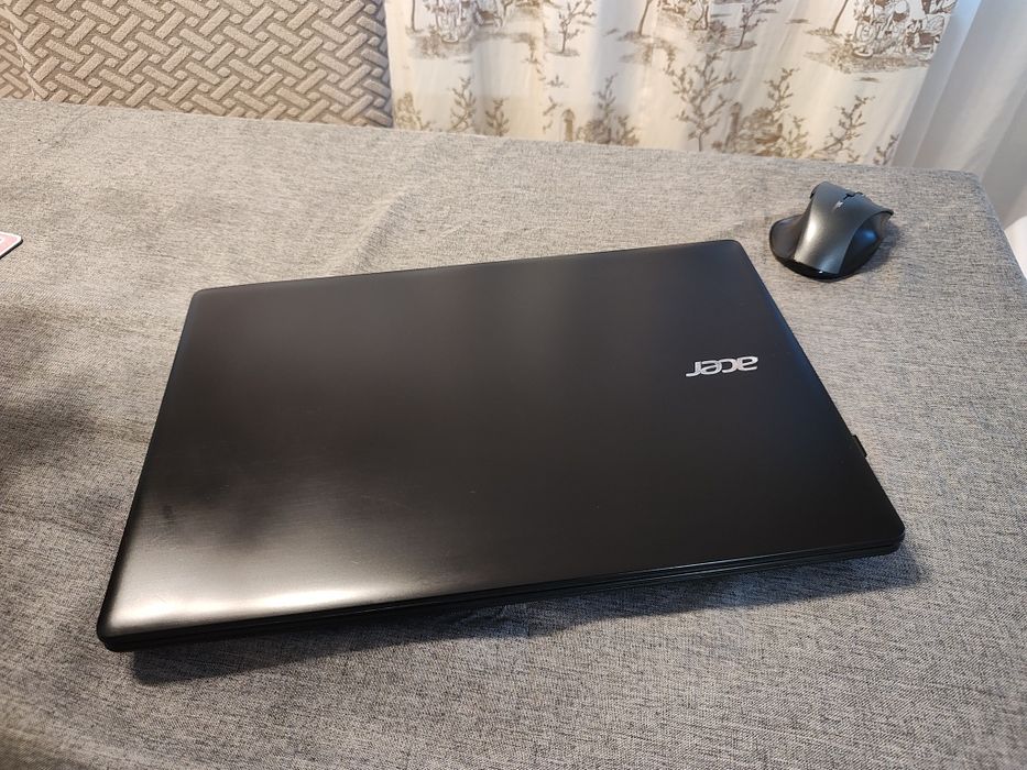 Laptop Acer E5 572-75MW I7, 1.24 Tb