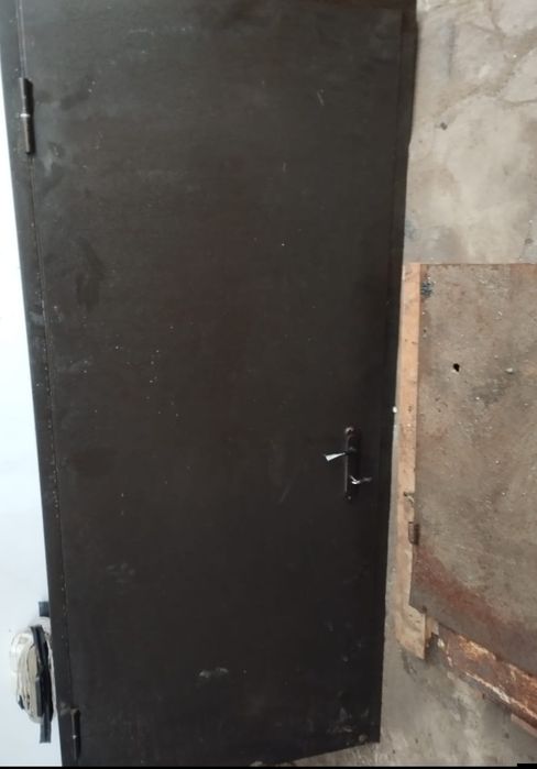 Продам двери металическая