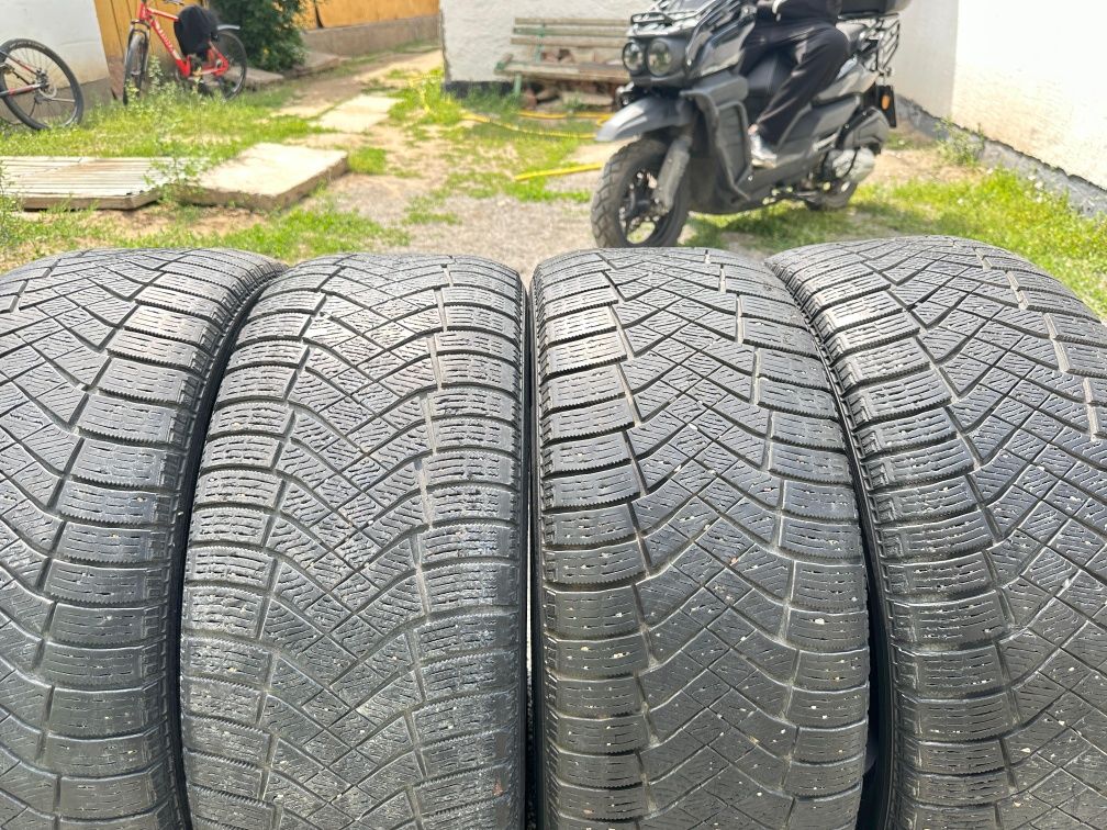 Шины Pirelli 255 55 R18