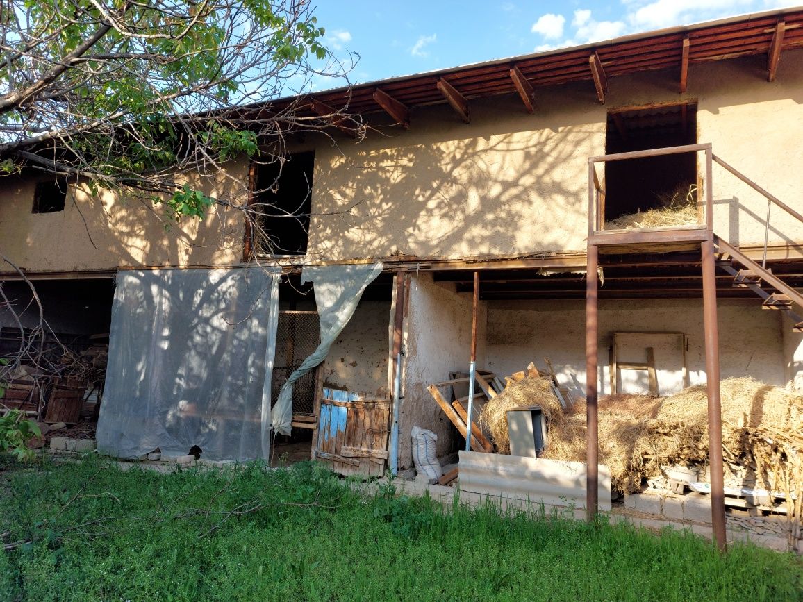 Dacha uchun er sotiladi