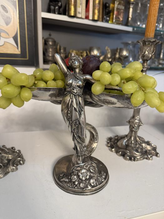 Fructier argintat Art Nova