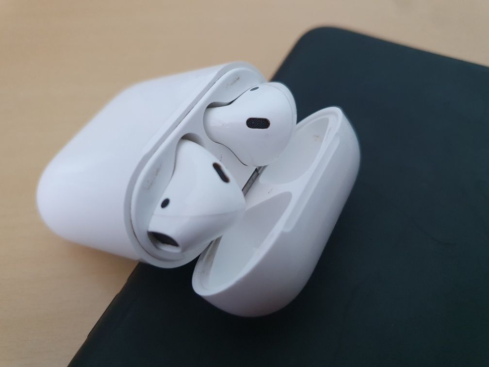 airpods 2 a1602 слушалки оригинални