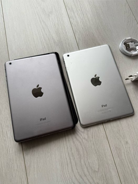 • Tableta • Ipad Mini •