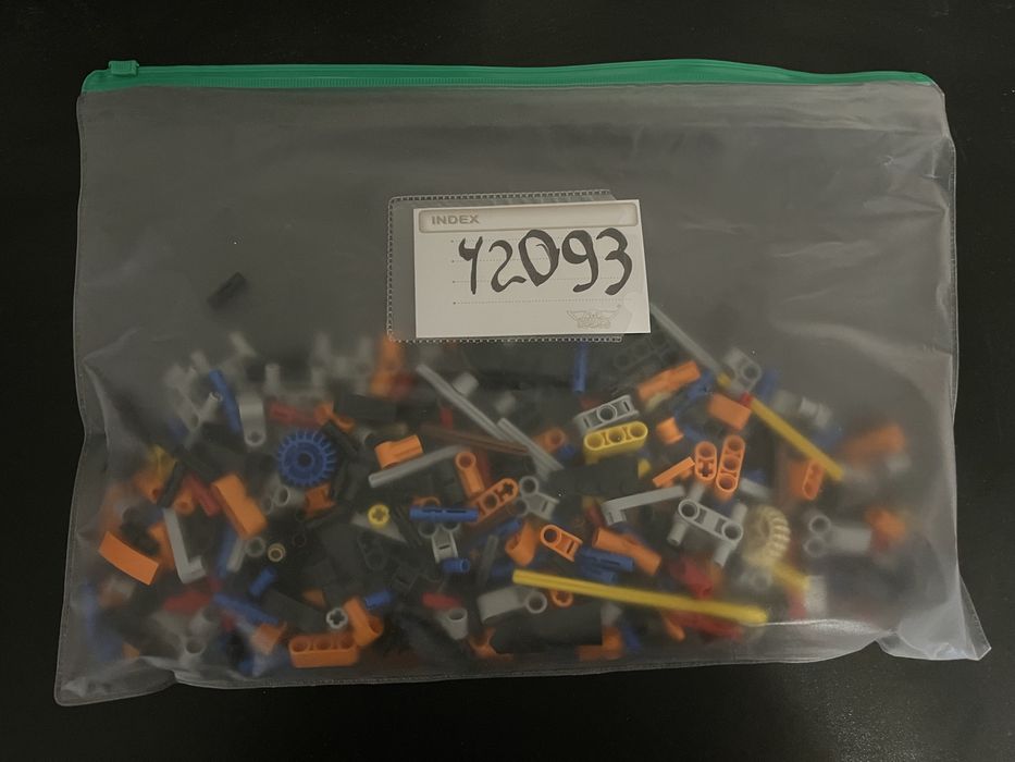 LEGO Technic Chevrolet Corvette – рядък и изчерпан модел!