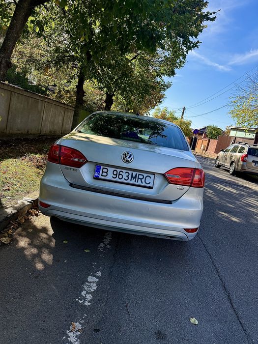 Vand VW Jetta 1.6tdi 2011