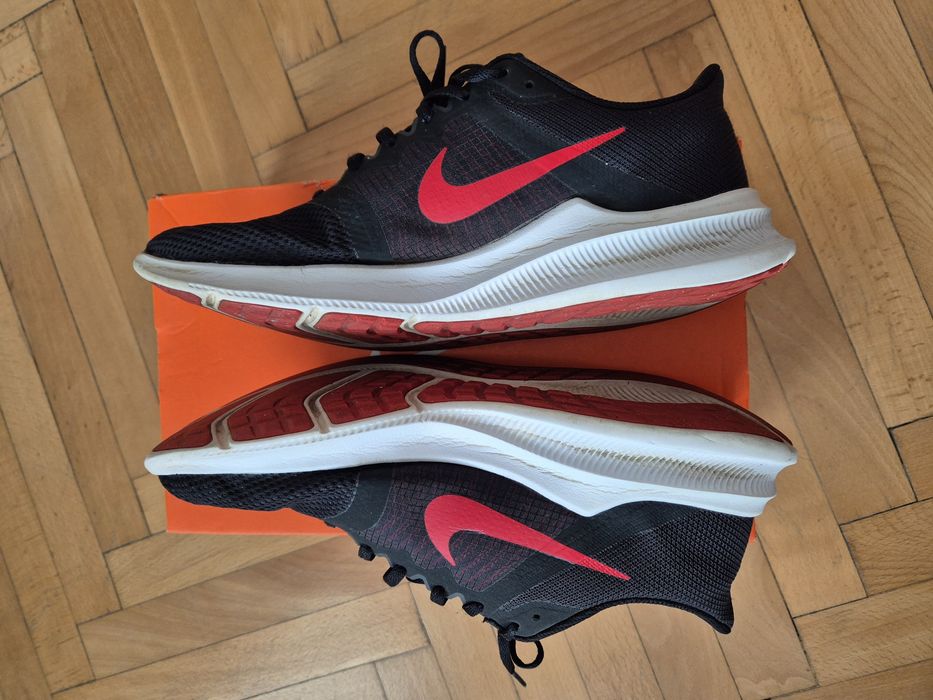 Мъжки маратонки Nike Downshifter - 43 номер - 27,5 см стелка