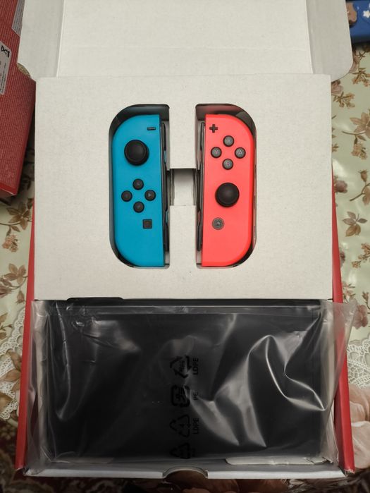Nintendo Switch OLED+256gb карта-Като Нов