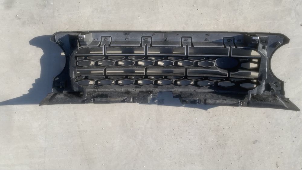 Решетка на предна броня за Land Rover Discover