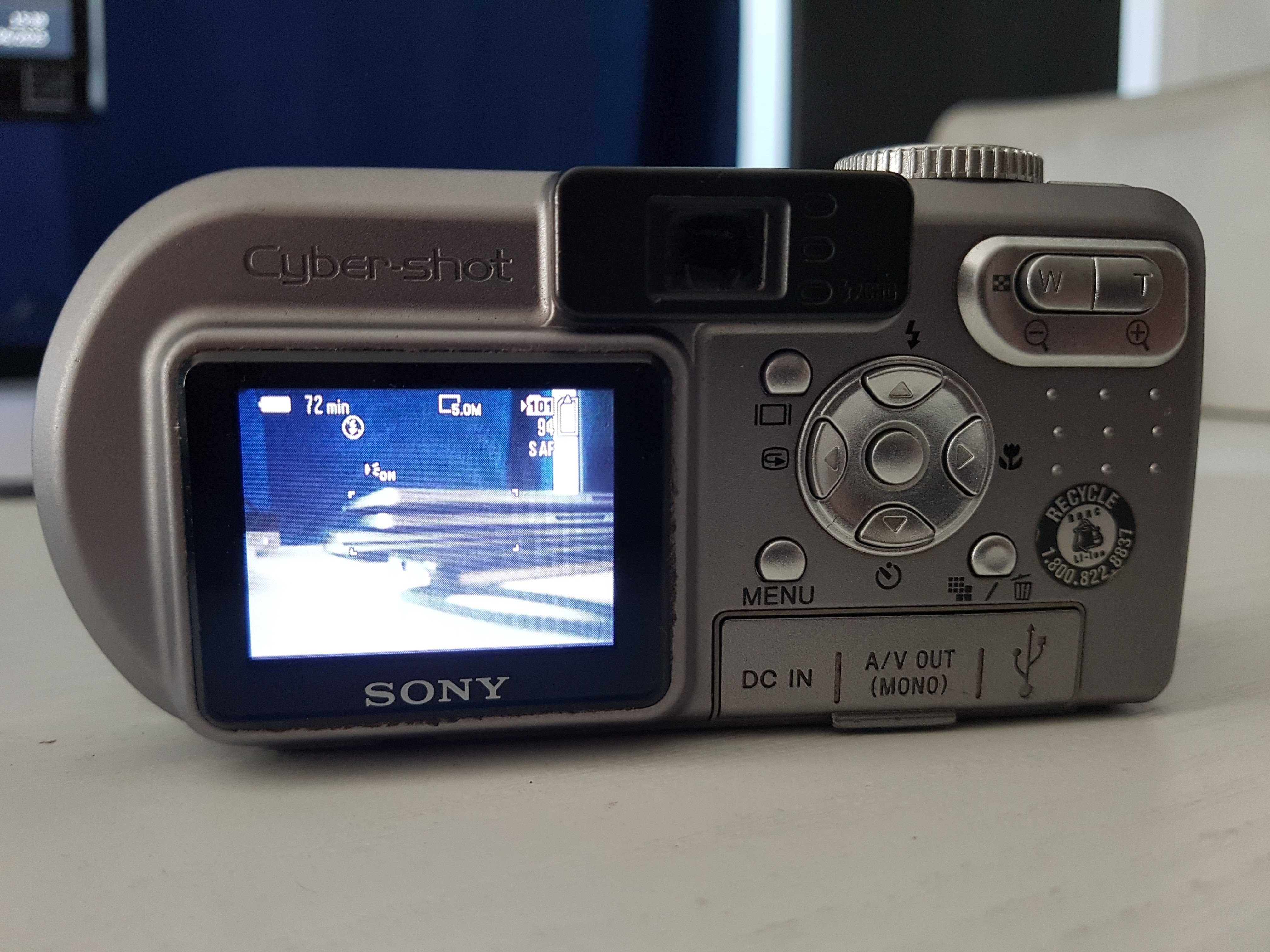 цифров фотоапарат Sony Cyber-shot