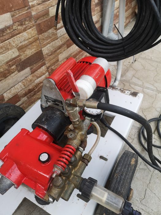 Машина Rothenberger 220V160bar 3kw за Отпушване на Канали